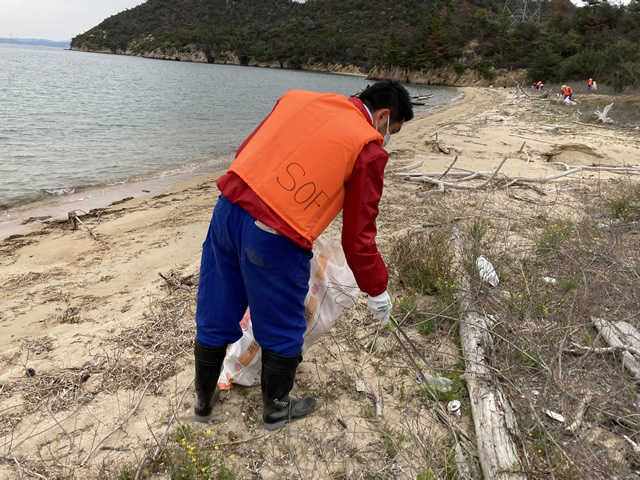 「水ヶ浦」東側と、「柚の浜」の2か所にて海岸清掃2