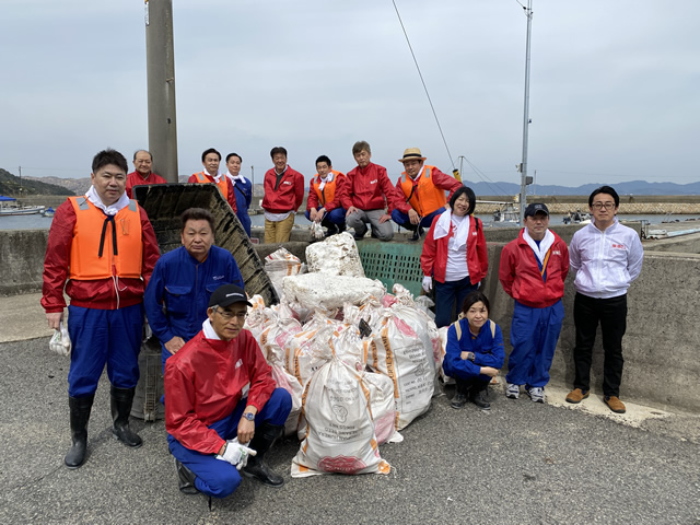 「水ヶ浦」東側と、「柚の浜」の2か所にて海岸清掃8