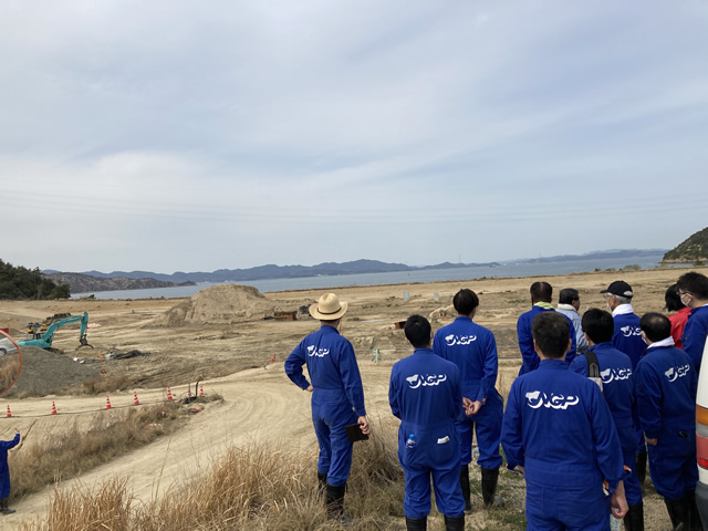 2022-03-28「不法投棄現場」や「豊島のこころ資料館」の見学3