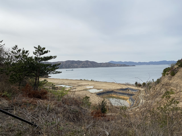 2022-03-28「不法投棄現場」や「豊島のこころ資料館」の見学8