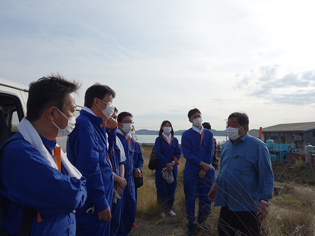 2021-4-23「柚の浜」荒廃地の整備 雑草等の除去作業5