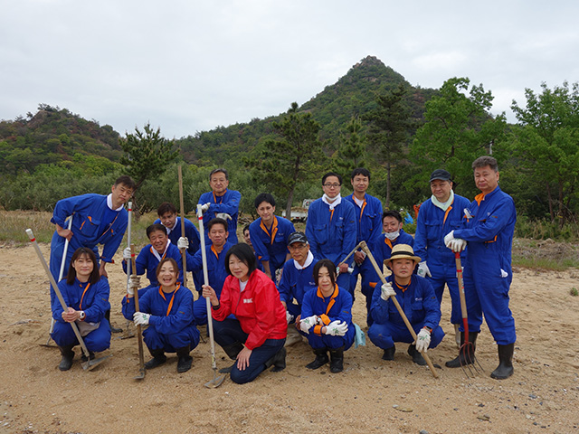 2021-4-23-24 「柚の浜」荒廃地の整備 雑草等の除去作業6