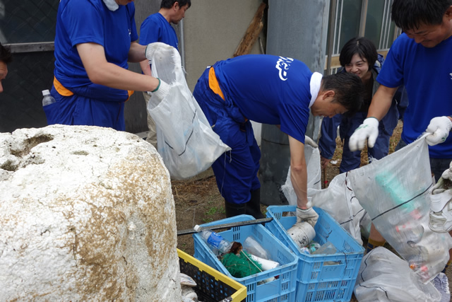 2019-8-28 海岸漂着ゴミ回収活動現場6