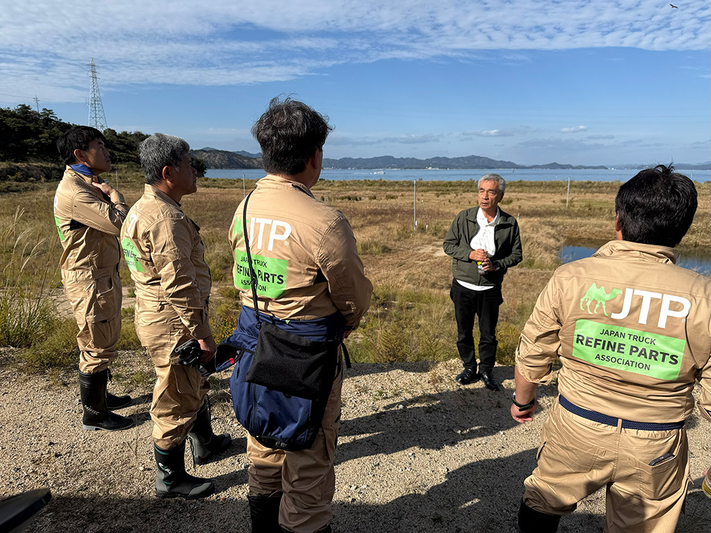 「豊島のこころ資料館」と「産廃現場」で豊島事件の歴史について学ぶ様子3