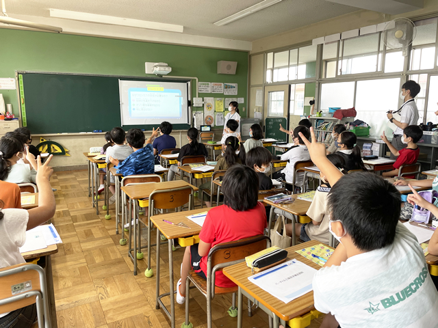 株式会社マーク・コーポレーションへ神戸小学校の5年生がバーチャル工場見学会に参加しました_01